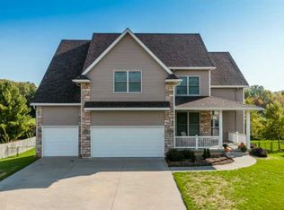 6701 River Bend Dr, Johnston, IA 50131