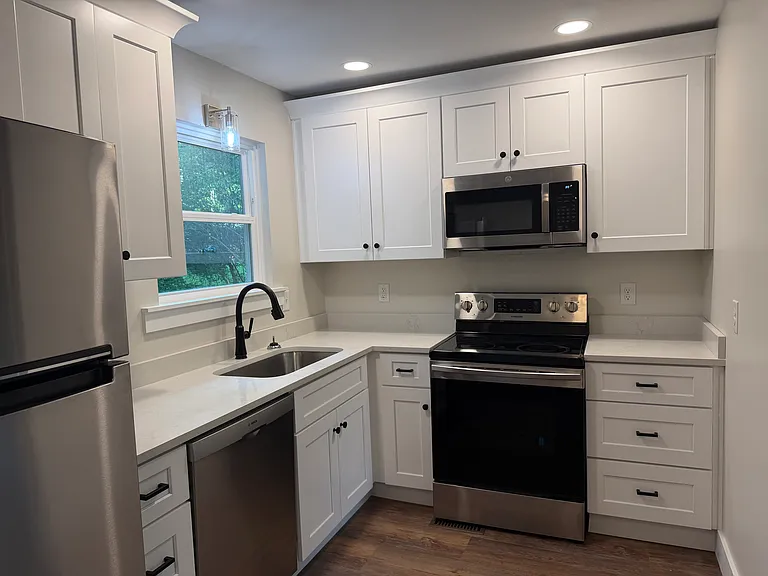 226 Pine Hill Rd — Photo 4