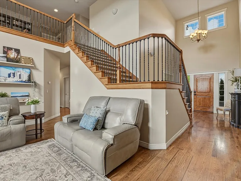 553 E Forest Ridge Dr — Photo 10