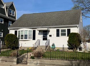 45 Perrin Ave, Pawtucket, RI 02861