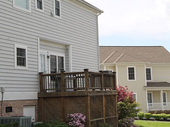 5th image of 1127 Brook Cir