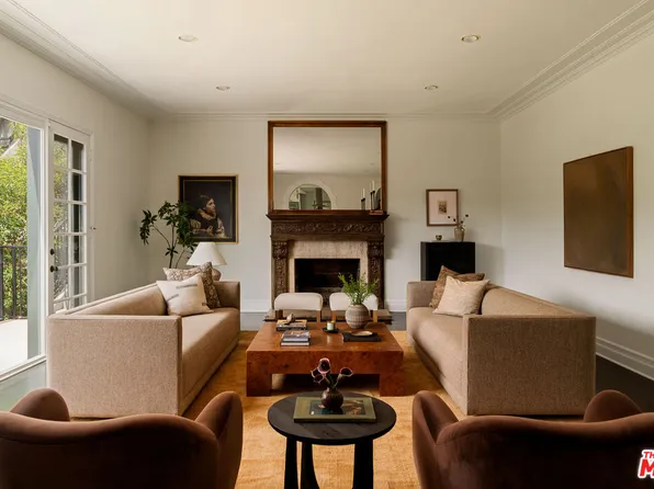 2293 Bronson Hill Dr, Los Angeles, CA 90068