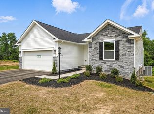 12 Monroe Ave, Ranson, WV 25438