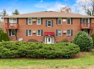 325 Ashland Ave APT 2, Southbridge, MA 01550