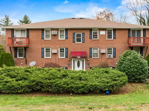 325 Ashland Ave APT 2, Southbridge, MA 01550
