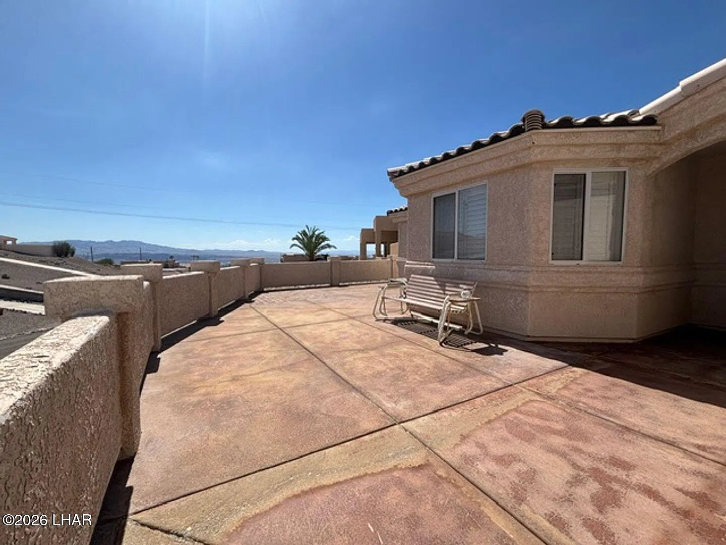 3 bed, 2.0 bath, 1571 sqft, $2,200 — Photo 2