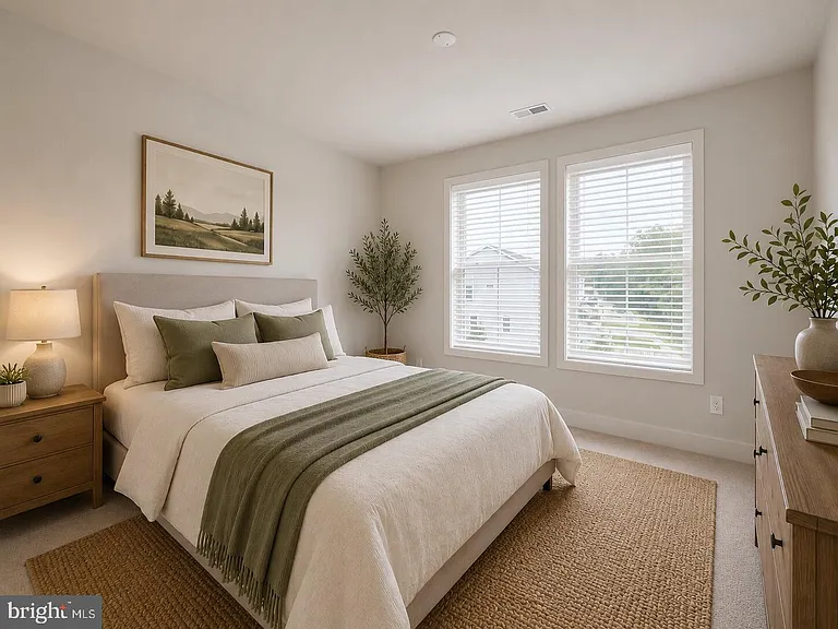 131 Sapphire St — Photo 32