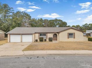 8120 Camelford Dr, Pensacola, FL 32506