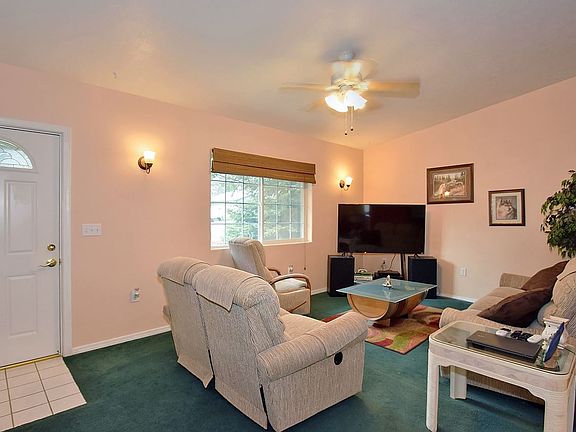 3rd image of 514 N Grant Ave