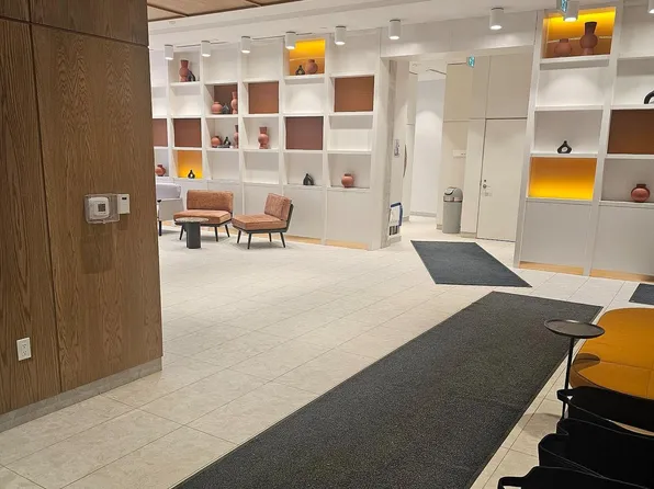 15 Richardson St #214, Toronto, ON M5A 4J9