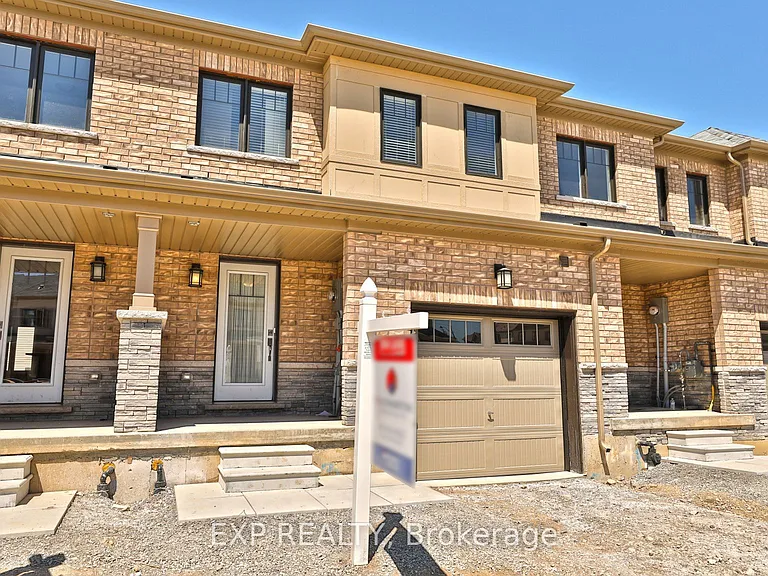 7 Pagebrook Cres — Photo 2