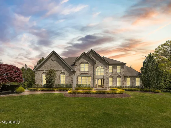 4 Bobbie Court, Manalapan, NJ 07726