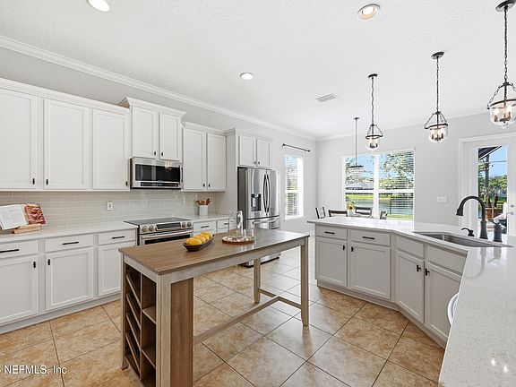 3rd image of 1319 POWIS Road