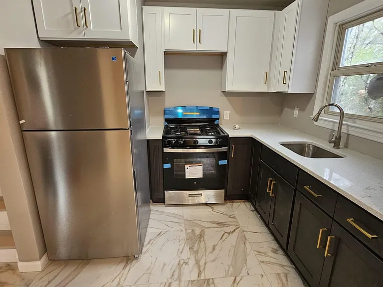 57 Alison Rd — Photo 4