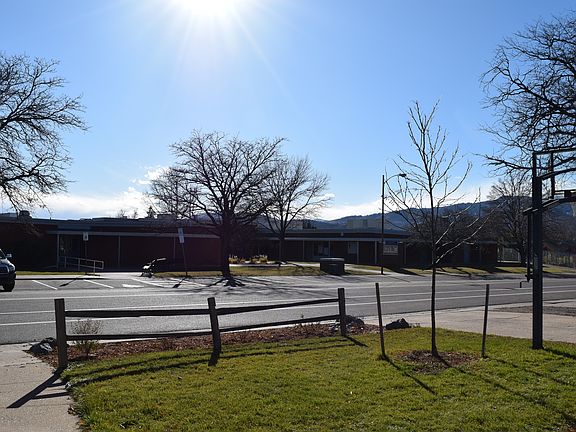 view from front door facing S, literally ~100 yards from entrance to Polaris