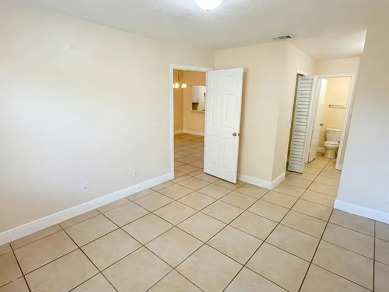 2013 Mary St #TOWNHOUSE — Photo 5