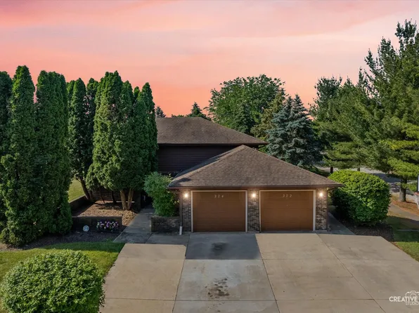 272 Maple St, Sugar Grove, IL 60554