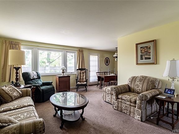 5th image of 21 Kingsbury Ln
