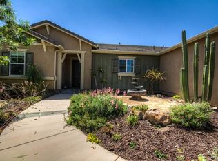 376 Tom McGuinness Jr Cir, Fallbrook, CA 92028
