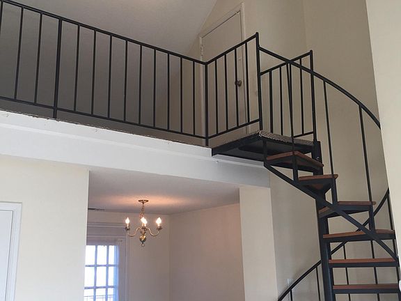 2nd image of 3074 S Abingdon St APT C2