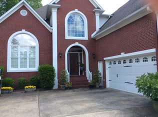 117 Greystone Glen Dr, Birmingham, AL 35242