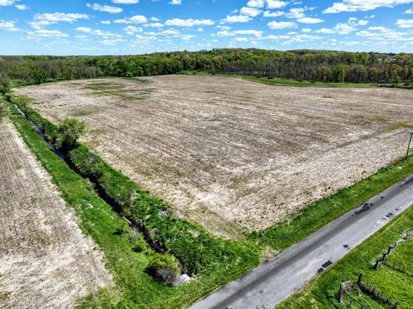 J Dr N, Marshall, MI 49068
