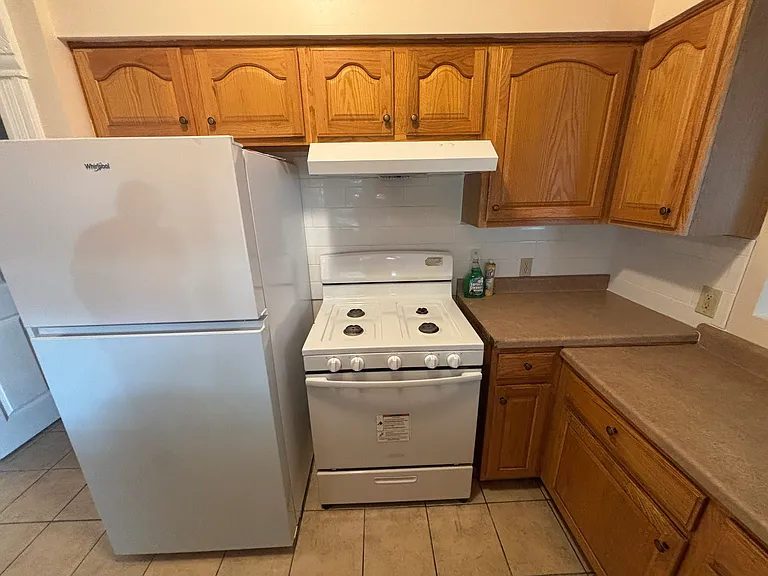 417 Walnut St #3 — Photo 6