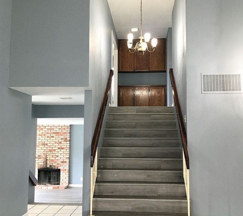1st image of 32936 Regents Blvd
