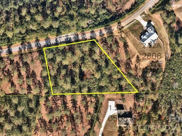 1884 Coveside Dr, Granite Falls, NC 28630