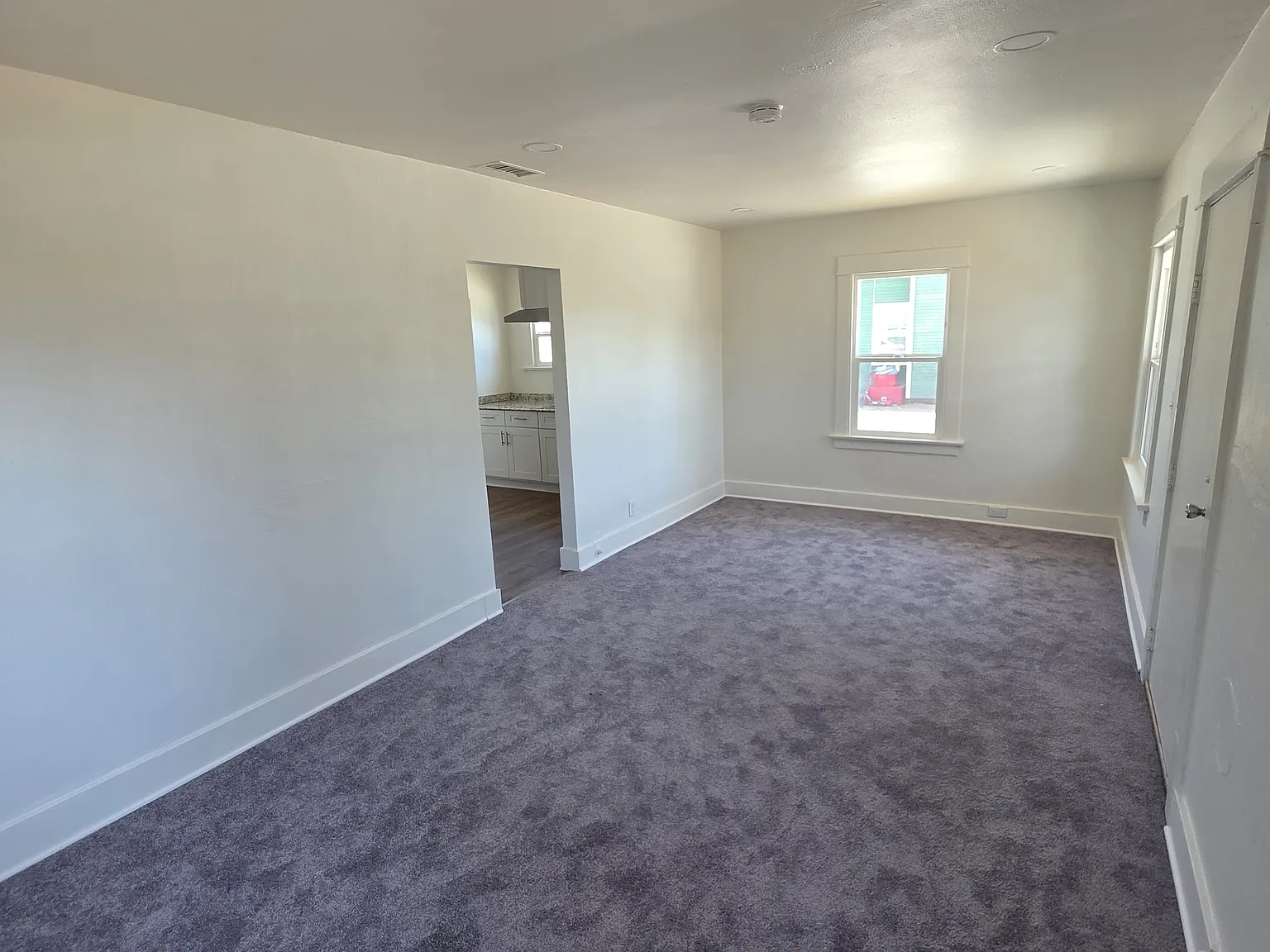 S Highland Ave, Fullerton — Photo 4