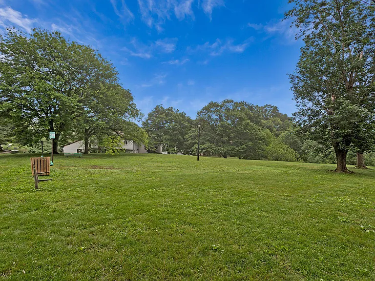 1675 Ridgely Ct #182 — Photo 44