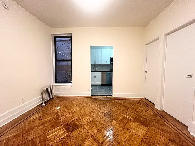 125 Washington Pl #3B — Photo 3