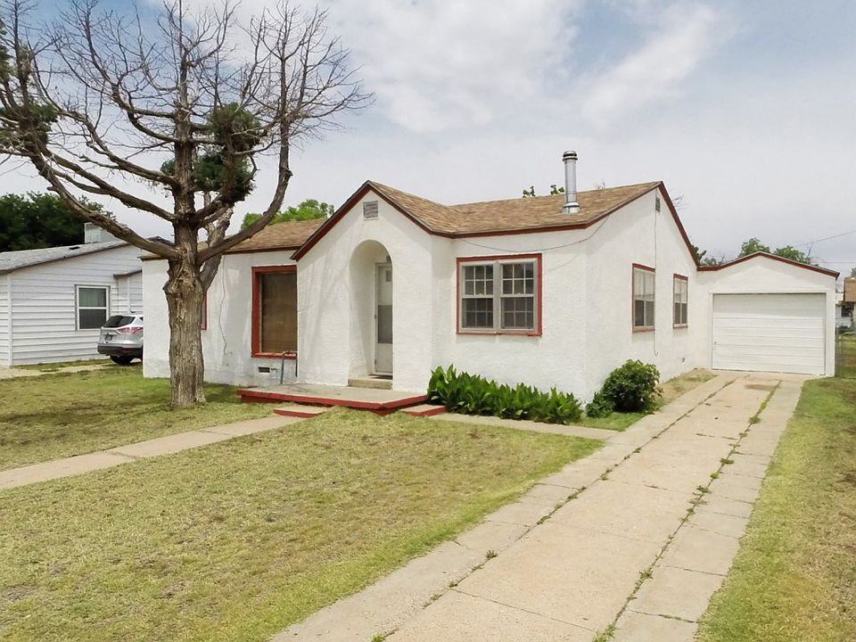 1st image of 704 W 15th St