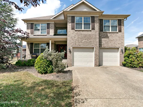 371 Persimmon Dr, Mount Washington, KY 40047