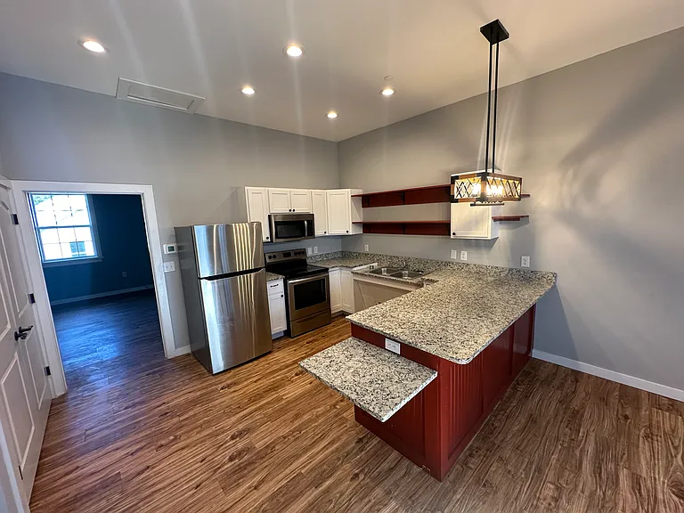 123 W Main St #A — Photo 9