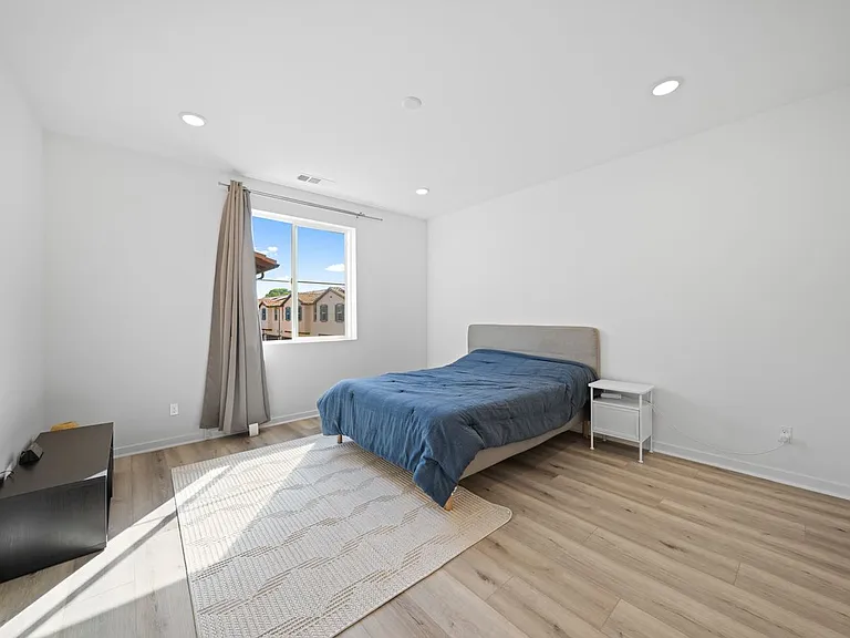 1852 W Merced Ave — Photo 7