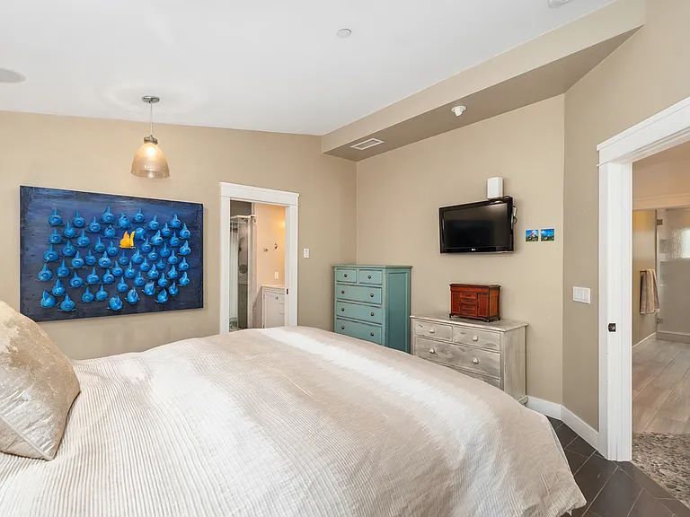 142 W Avenida Cadiz — Photo 19