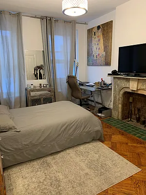 Rented by Halstead Real Estate | media 18