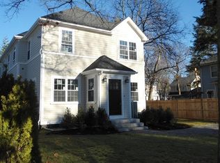 23 Thomas Rd, Wellesley, MA 02482