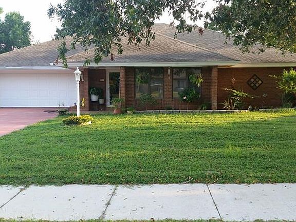 2nd image of 63 Dogwood Trl