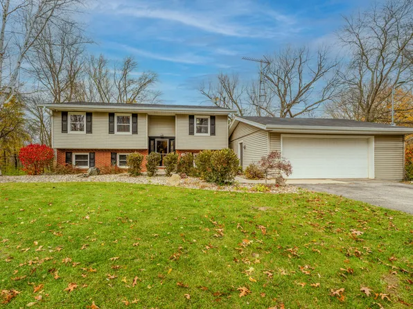 5865 Snyder Rd, Berrien Springs, MI 49103