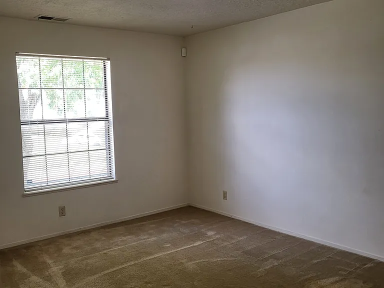 827 Country Club Dr SE #2A — Photo 19