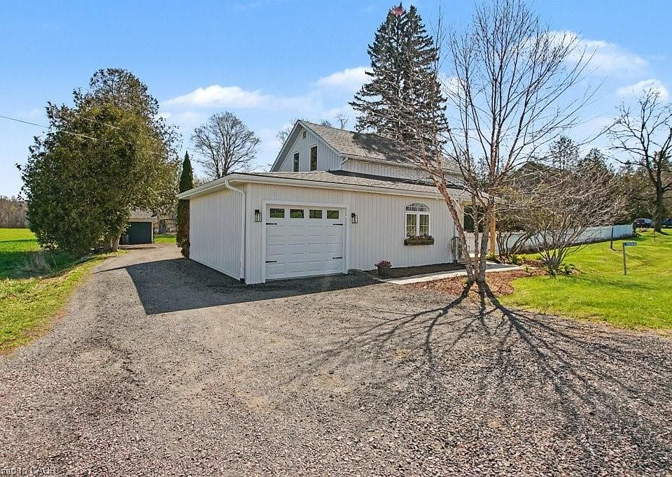 1st image of 1594 Kirkwall Rd