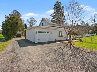 1594 Kirkwall Rd, Hamilton, ON N1R5S2