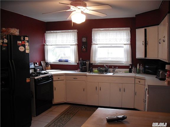 5th image of 7 Noel Ave