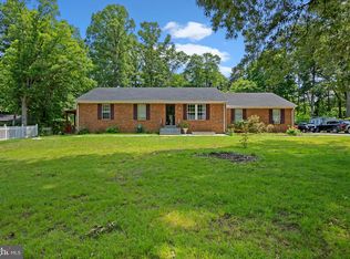 6715 McKeldin Dr, Suitland, MD 20746