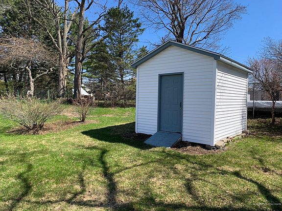 Shed