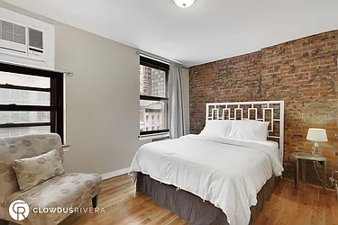 Rented by Cooper & Cooper Real Estate