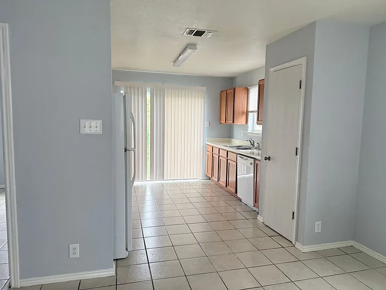 10607 Shaenview — Photo 22