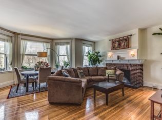 1031 Beacon St APT 3, Brookline, MA 02446